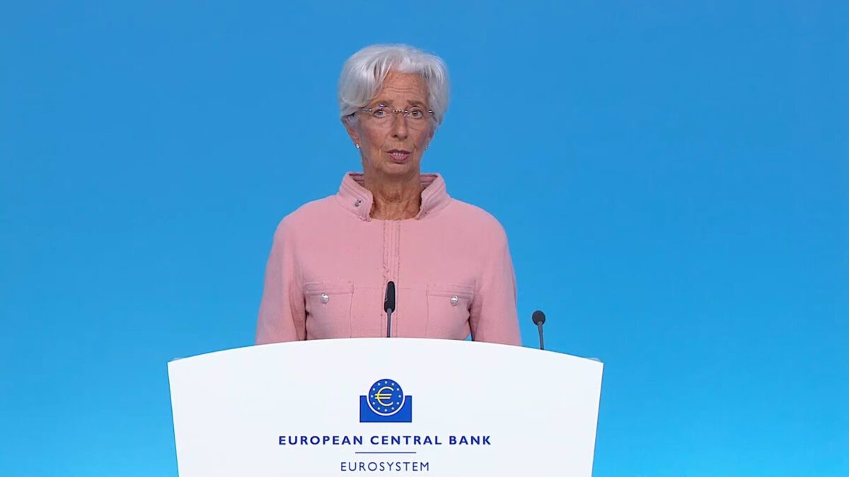 Lagarde dice que el BCE está preparado para inyectar liquidez a la eurozona si lo necesita