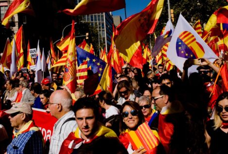 Un 55% de los catalanes se siente muy orgulloso de ser español, según el CIS catalán