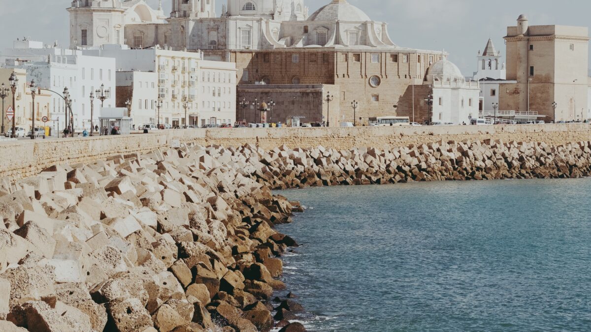 Cádiz, la ciudad de las palabras