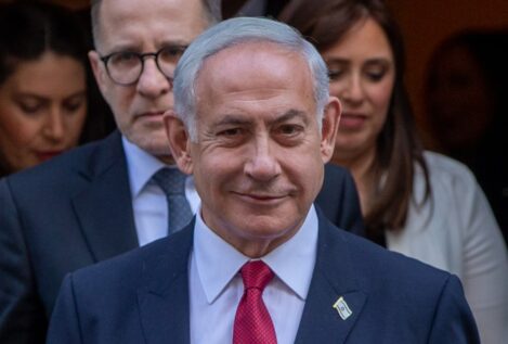 Netanyahu paraliza su polémica reforma judicial por temor a una «guerra civil»