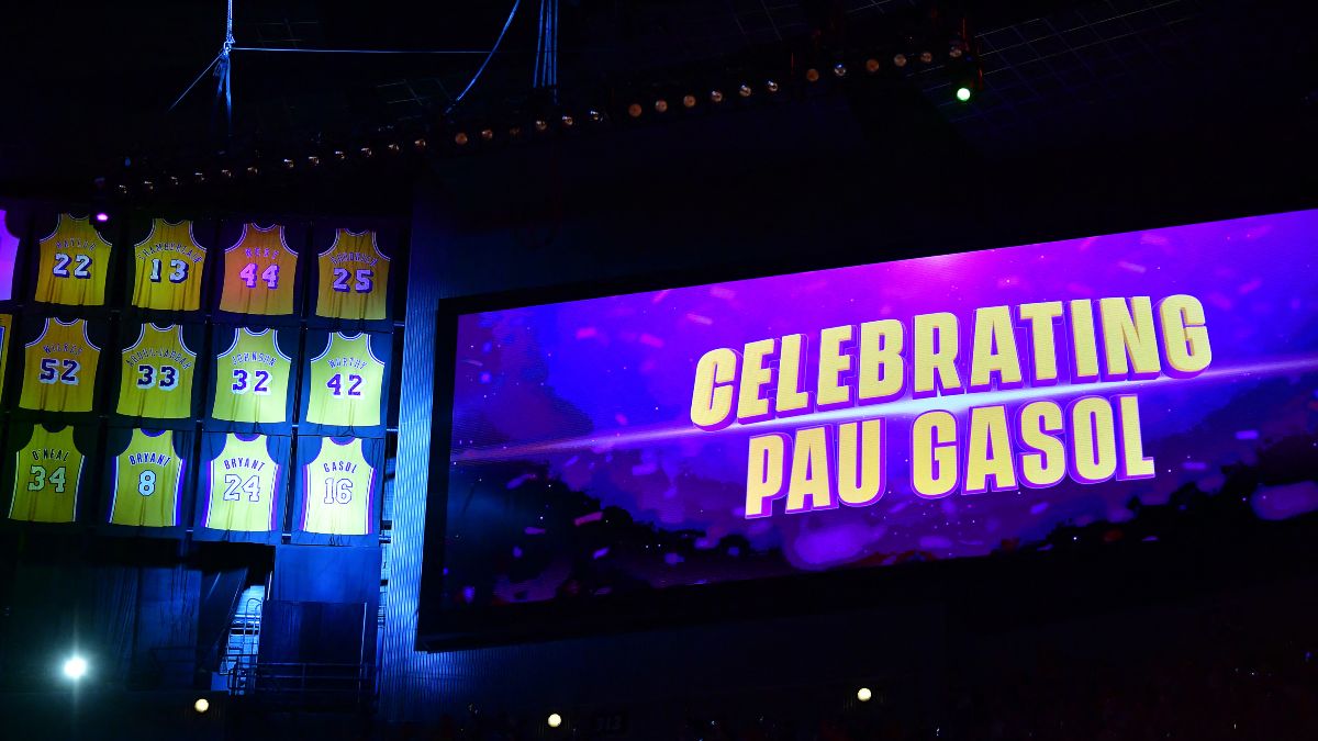 El '16' de Pau Gasol sube al Olimpo de la NBA