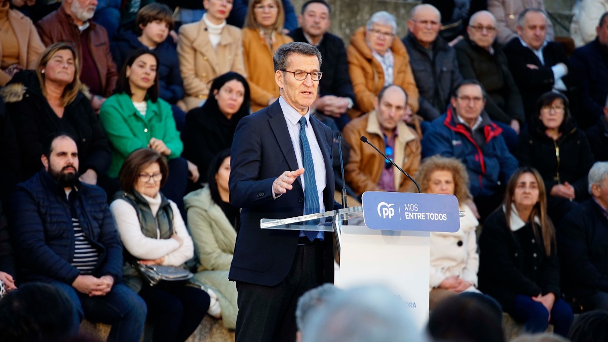 El PP logra 41 escaños de ventaja ante el PSOE en plena crisis por ‘Mediador’, según un sondeo