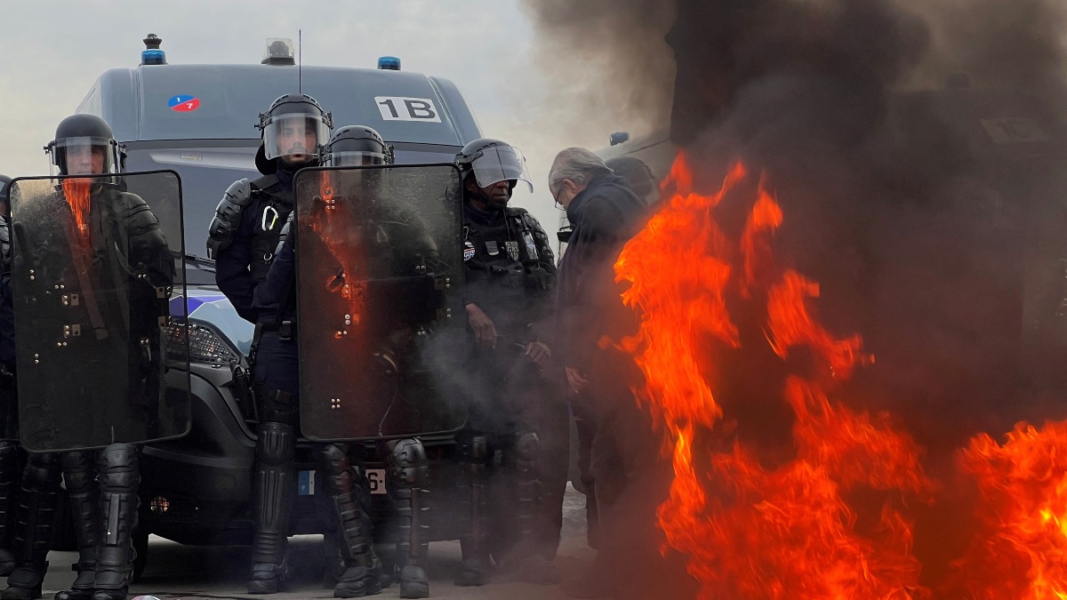 La reforma de las pensiones agita París: 200 detenidos en una noche de protestas