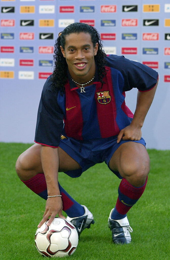 Presentación de Ronaldinho como nuevo jugador del F.C. Barcelona