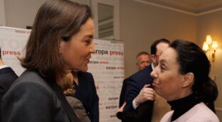 El tenso comité en que Maroto y González «ni se saludaron» y no se aprobó la lista de Madrid