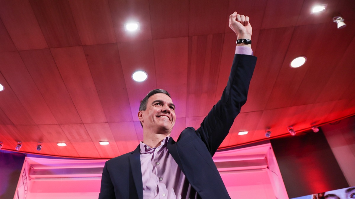 Ni ‘Tito Berni’ ni el ‘sí es sí’ pueden con Sánchez en el CIS: Tezanos mantiene al PSOE en lo alto