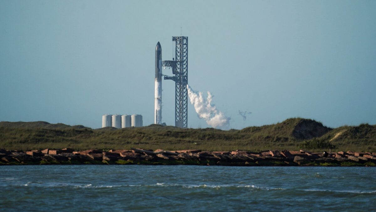 Space X aplaza el estreno orbital de Starship por una válvula congelada