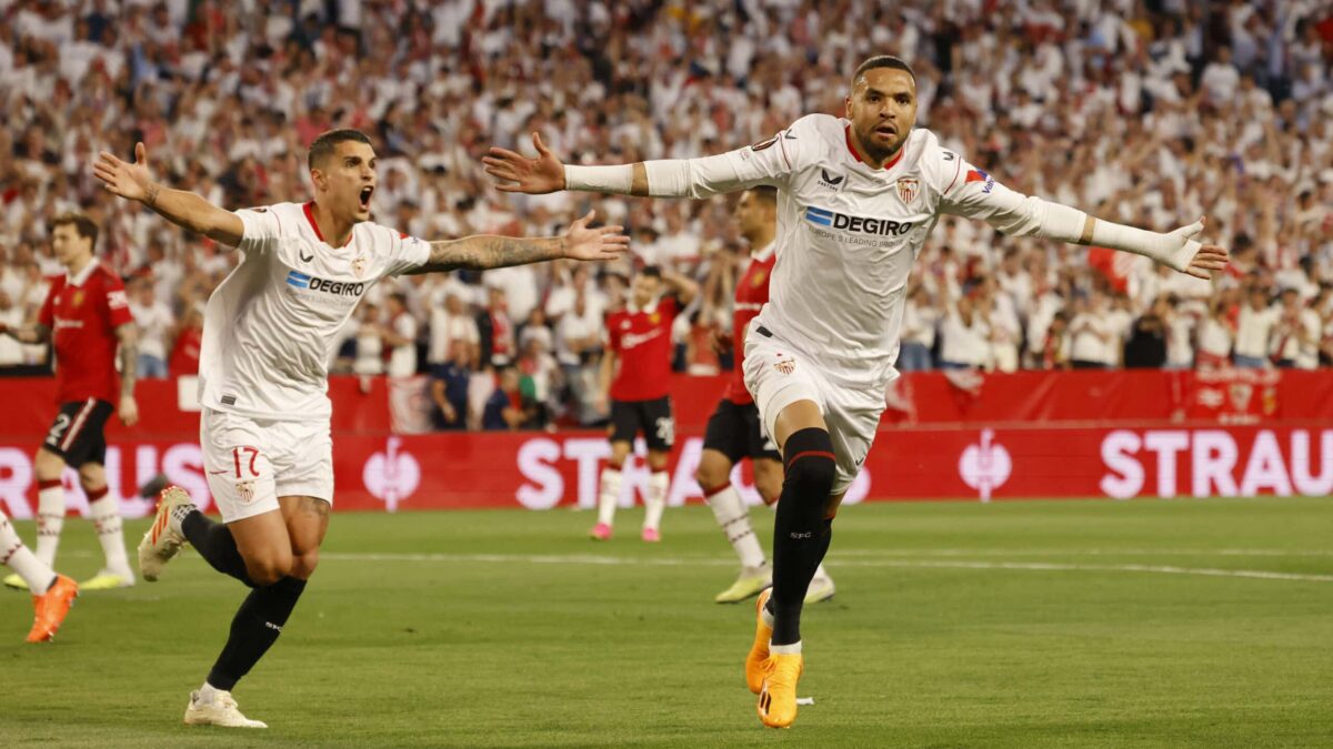 El Sevilla, en semifinales de la Europa League tras ganar al United