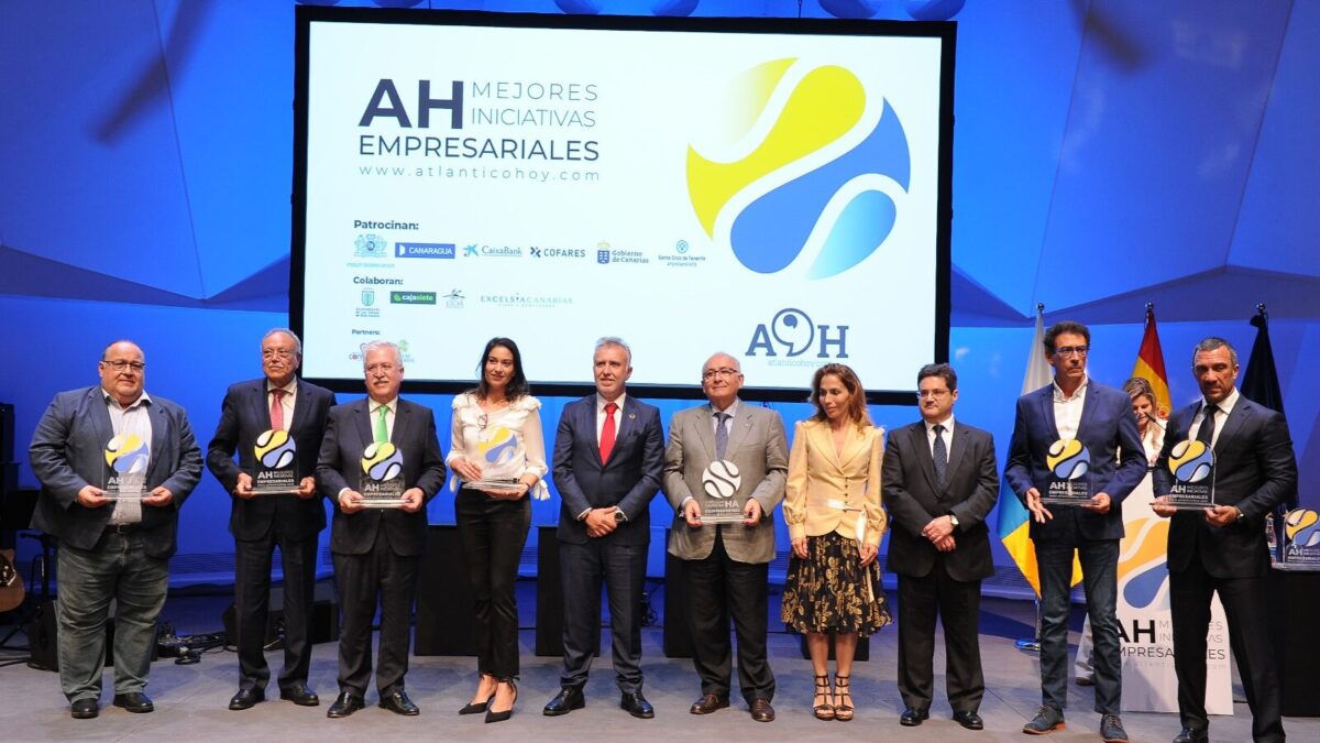 La aerolínea canaria Binter es reconocida como la mejor iniciativa empresarial