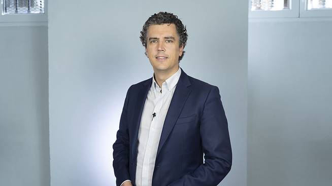 Los contratos a dedo, en dos minutos