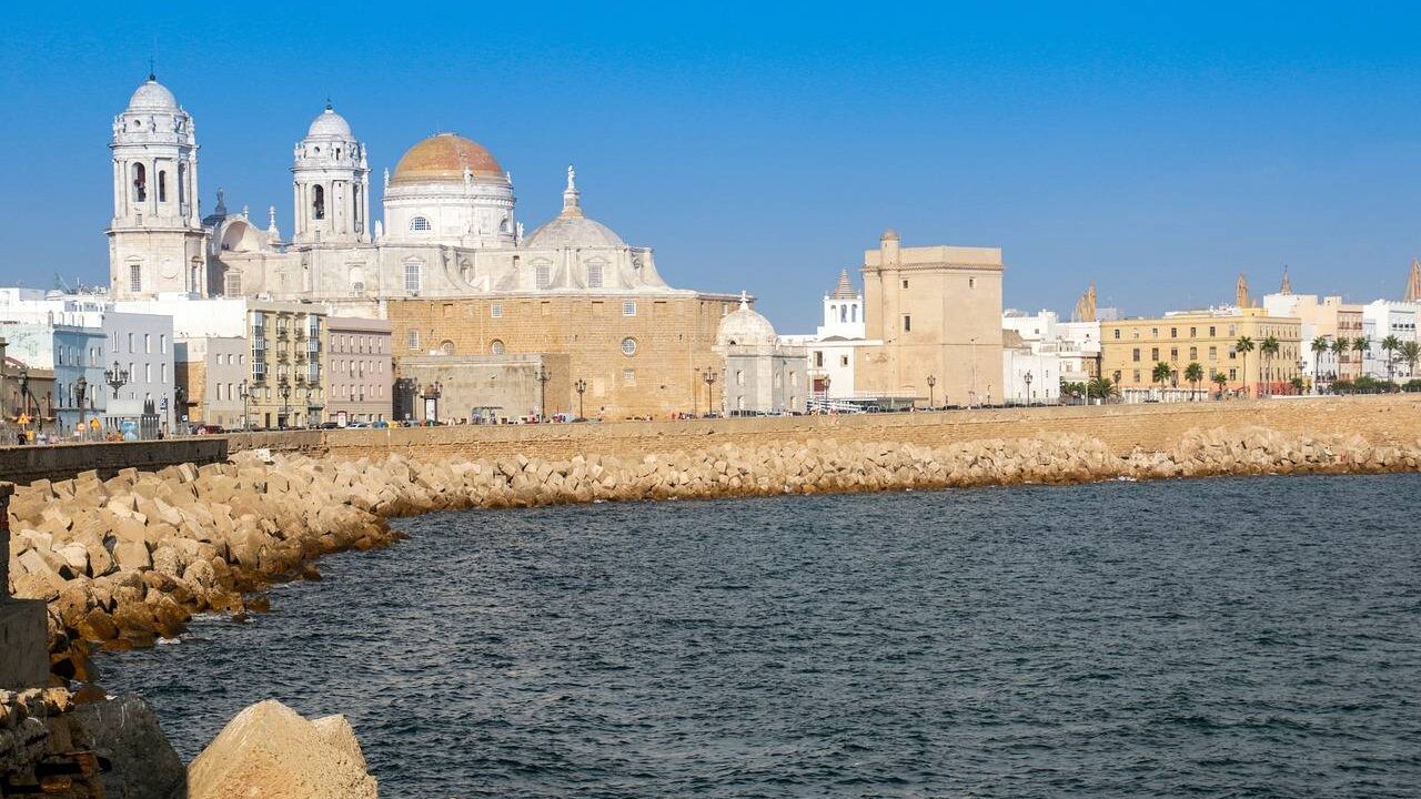 Un grupo de investigadores desvela el origen fenicio de individuos enterrados en Cádiz