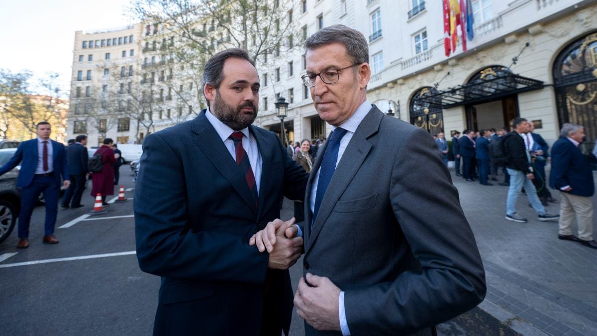 El líder del PP en Castilla-La Mancha devuelve 16.000 euros por cobrar de más en kilometraje