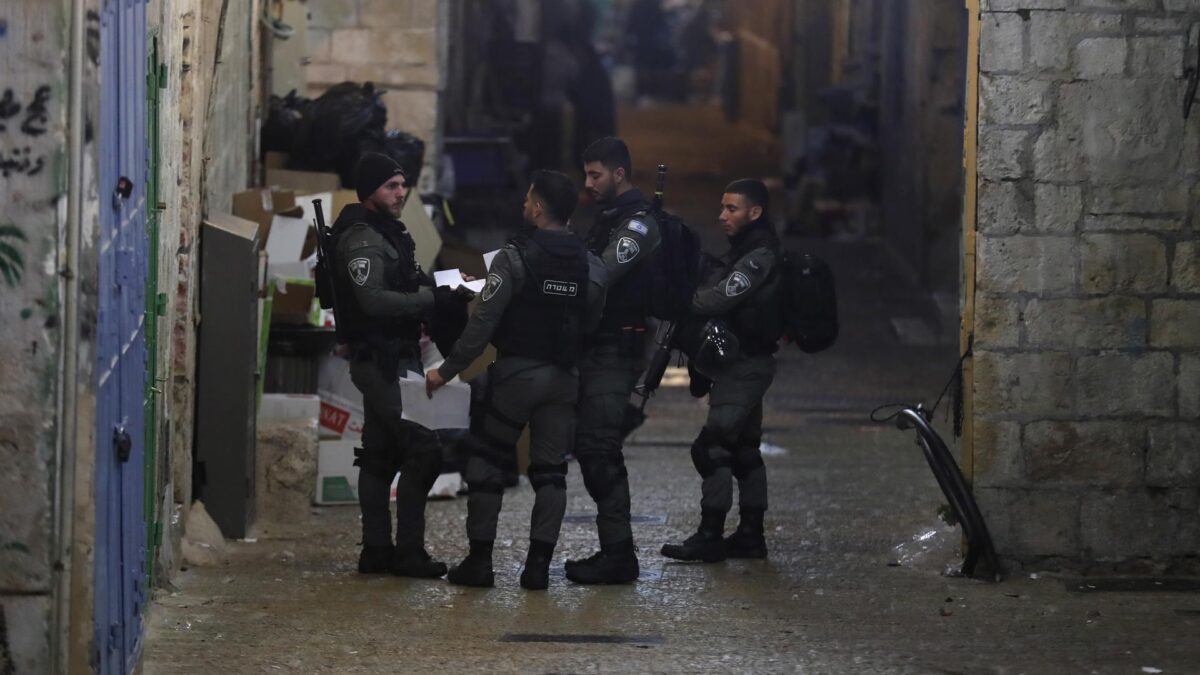 Nueva escalada de tensión entre Israel y Palestina por fuertes enfrentamientos en la mezquita de Al Aqsa