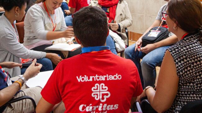 Casi 65.000 personas acudieron a Cáritas Española en 2022 para buscar empleo