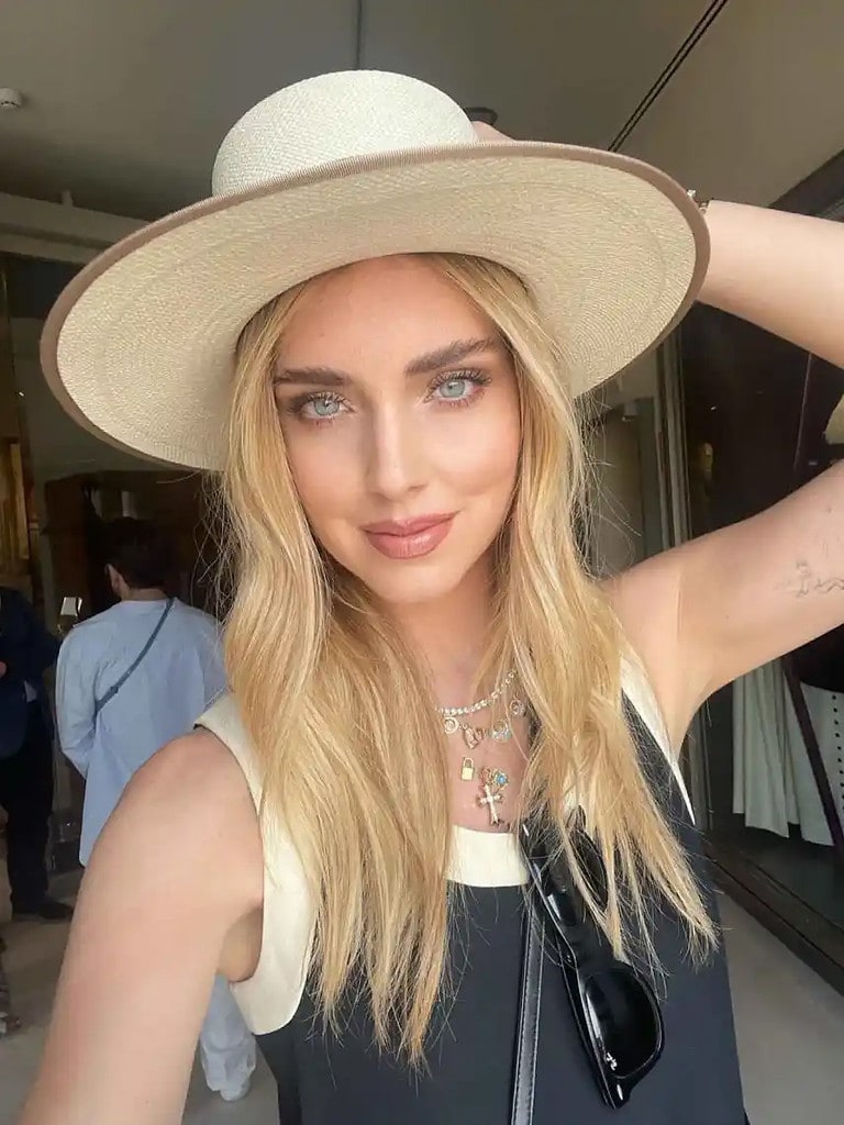 Chiara Ferragni con sombrero cordobés de Dior. (Fuente: Instagram)