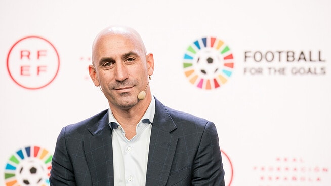 La Federación de Fútbol recauda 110.000 euros con el examen a agente de la FIFA