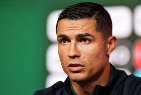 Cristiano Ronaldo: un Porche a mitad de precio a cambio del teléfono de una 'Pussycat Dolls'