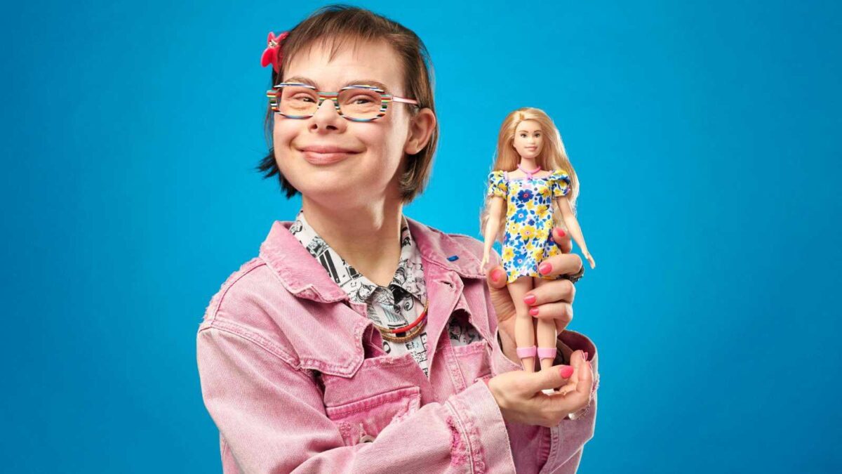Barbie lanza al mercado su primera muñeca con síndrome de Down