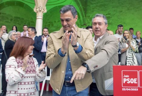 El PSOE desembarca en Andalucía tras la «caída en picado» de Moreno por Doñana