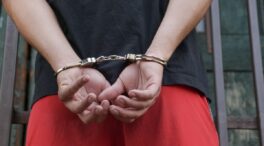 Detenido un joven que fue ingresado tras ingerir una cadena y una medalla de oro robadas