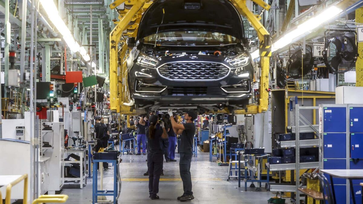 Ford avanza dos días de parada de producción del ERTE en la fábrica de Almussafes (Valencia)