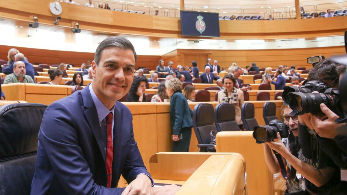 El Gobierno tendrá que desvelar cuánto paga y por qué al fotógrafo personal de Pedro Sánchez