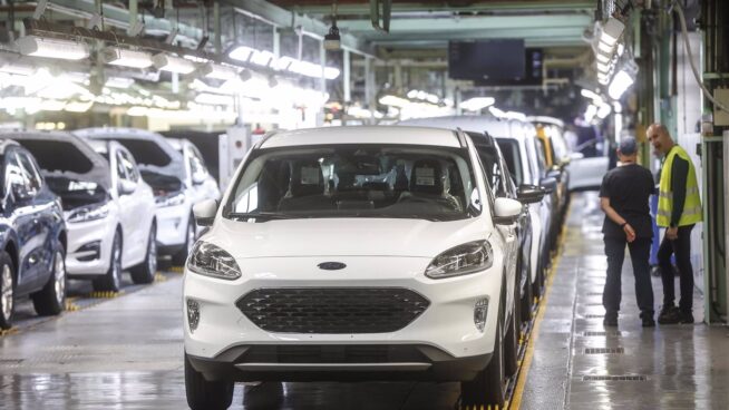 Ford pacta con los sindicatos un ERE en Almussafes que afectará a 1.144 trabajadores