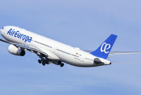 Los pilotos de Air Europa convocan una huelga del 1 al 5 de mayo