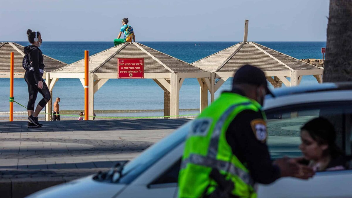 Al menos un muerto y seis heridos tras un atentado terrorista en Tel Aviv