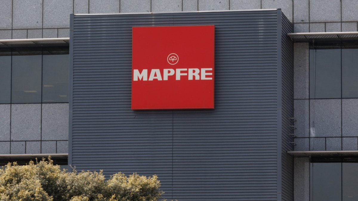 El seguro de coches sigue en la ruina pese a la subida de precios: Mapfre eleva sus pérdidas
