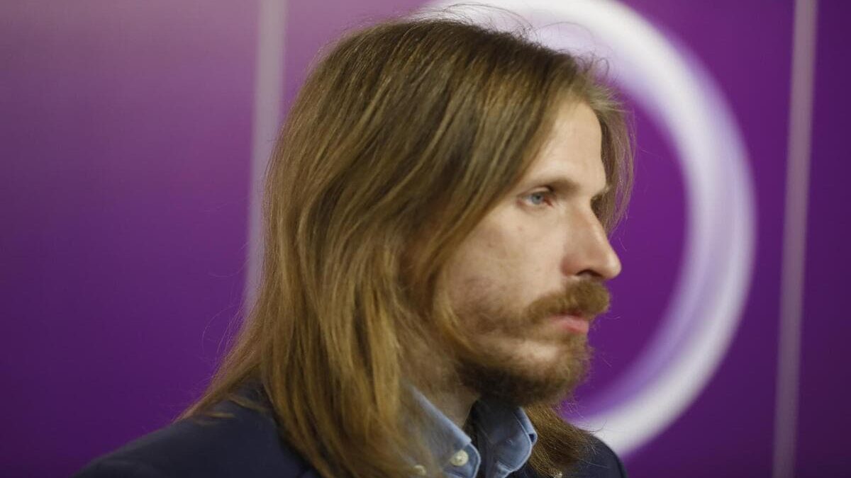 Pablo Fernández (Podemos) denuncia que le han llamado «hijo de puta» en las Cortes