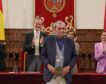 Felipe VI entrega el premio Cervantes al poeta Rafael Cadenas con la ausencia de Sánchez