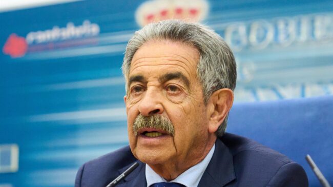 Revilla asegura que la salud mental de la gente de Cantabria «es mejor que la de Madrid»