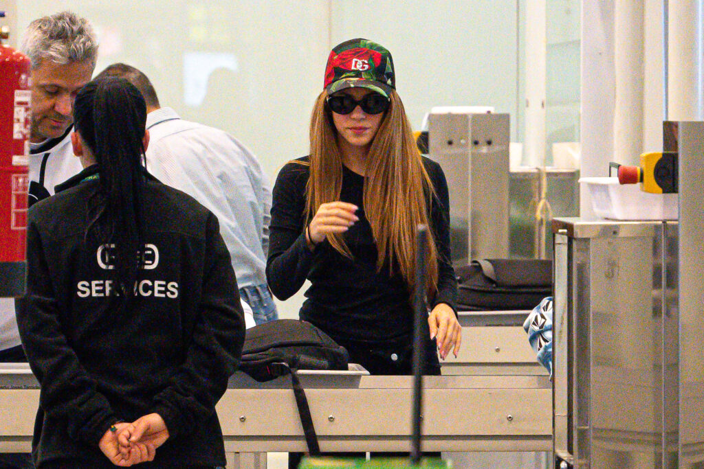Shakira en el aeropuerto