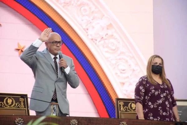 Venezuela aprueba una ley para confiscar bienes vinculados con corrupción
