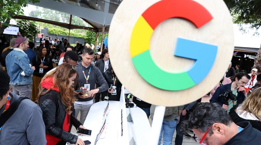 Google abre a 180 países su chat de inteligencia artificial