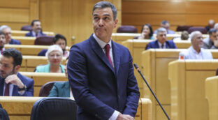 Feijóo exige a Sánchez en el Senado «romper con Bildu o romper con la decencia»