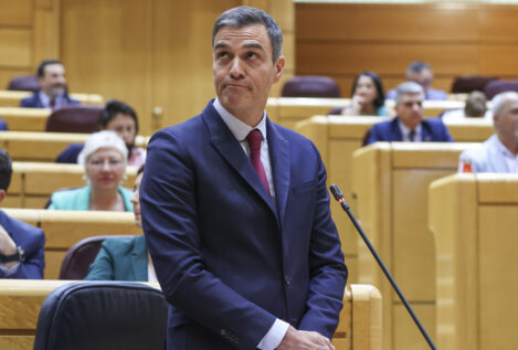 Feijóo exige a Sánchez en el Senado «romper con Bildu o romper con la decencia»