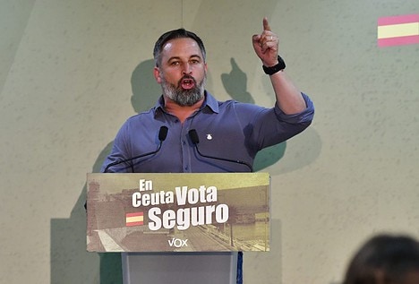 Santiago Abascal, en Ceuta: «Los ilegales, a su país y a los narcos, plomo o cárcel»