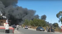 Desalojado por un incendio un asentamiento chabolista de inmigrantes en Palos (Huelva)