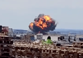 Se estrella un F-18 en la base aérea de Zaragoza durante una exhibición