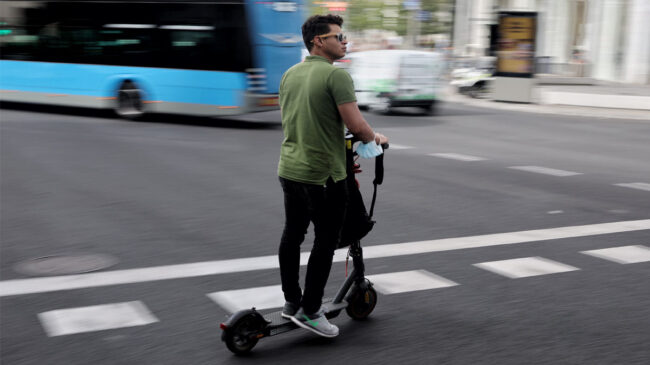 Madrid restringe a 6.000 los patinetes de las empresas que pueden circular en sus calles