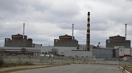 La central nuclear ucraniana de Zaporiyia, bajo control ruso, se vuelve a quedar sin electricidad