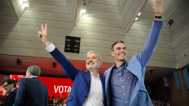 Revientan el mitin de cierre de campaña de Sánchez en Barcelona al grito de «¡Fuera!»
