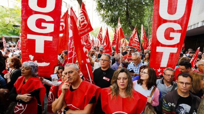 UGT Castilla y León plantea un ERE que afectará al 40% de la plantilla por el recorte de Vox