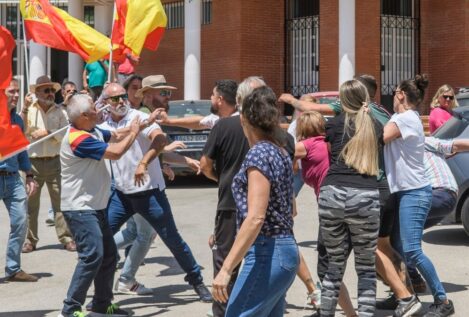 Vecinos de Marinaleda (Sevilla) agreden a simpatizantes de Vox durante un acto electoral