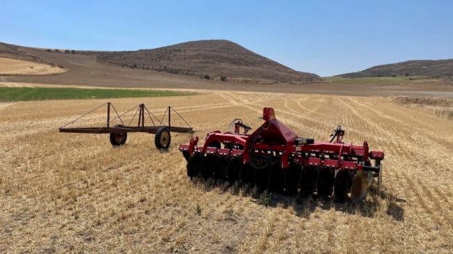 Castilla y León y Galicia acusan al Gobierno de «discriminación» por las ayudas para la sequía