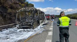 Un autobús con 55 pasajeros se incendia en Navarra sin provocar heridos