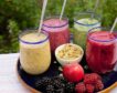 Los licuados de frutas y verduras que los expertos recomiendan tomar en verano