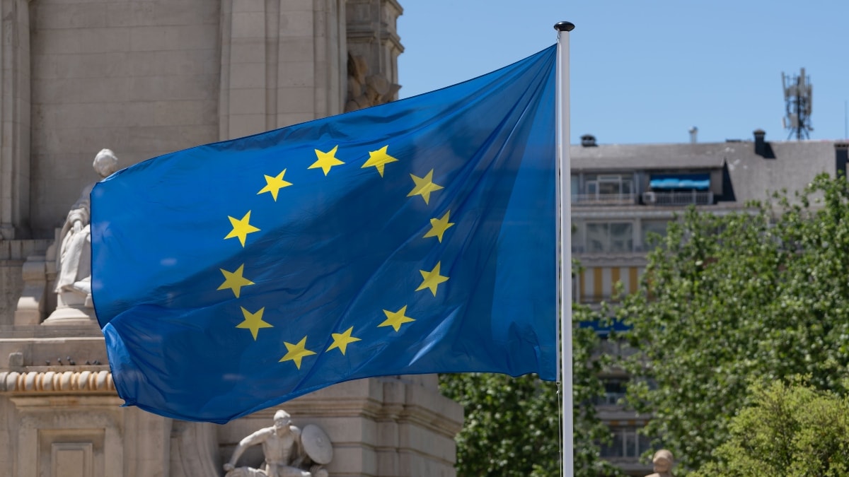 Bruselas pide revisar las finanzas comunitarias para paliar la deuda del fondo anticrisis